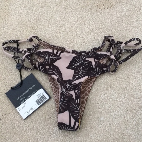 ⚡️Sold⚡️ Acacia Molokini Black Elephant Bottoms - Picture 2 of 2